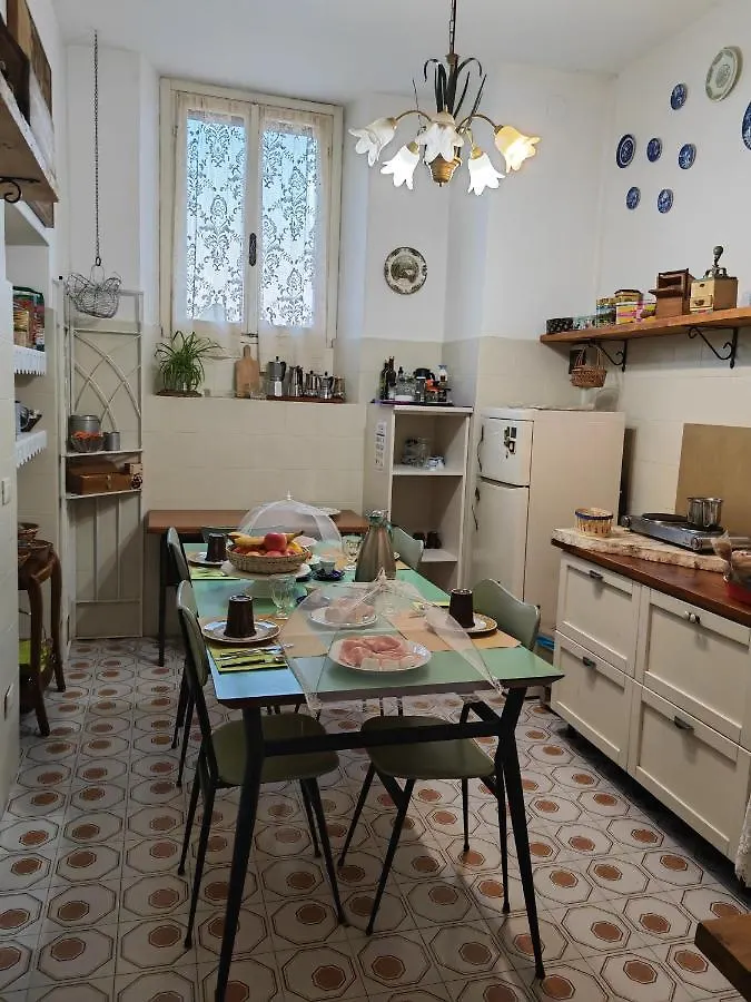 B&B Lamagia Di Corte Moronati Sirmione Italy