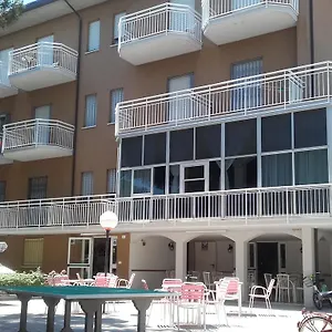 https://hotel-toschi.emilia-romagnahotels.net