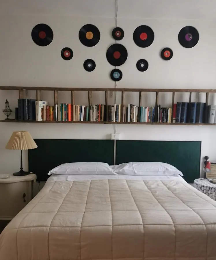 B&B Lamagia Di Corte Moronati Sirmione Bed & Breakfast